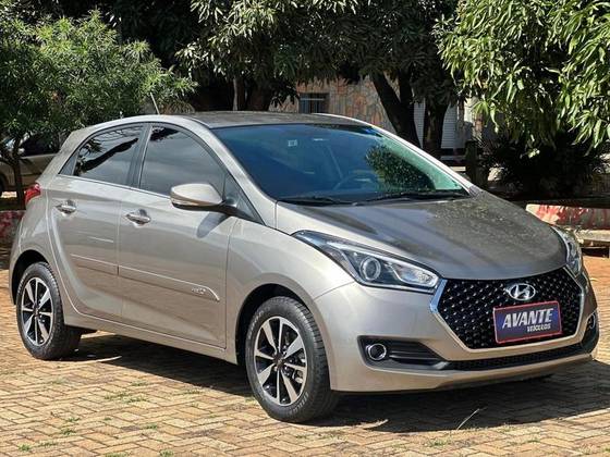 HYUNDAI HB20 1.6 PREMIUM 16V FLEX 4P AUTOMÁTICO HYUNDAI HB20 1.6 PREMIUM 16V FLEX 4P AUTOMÁTICO
